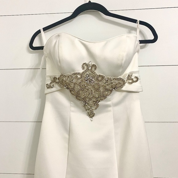 Couture Collection White Sweetheart Strapless A Line Wedding Dress Size 6 - Picture 4 of 8